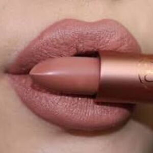 Anastasia Satin Velvet Lipstick- color Praline